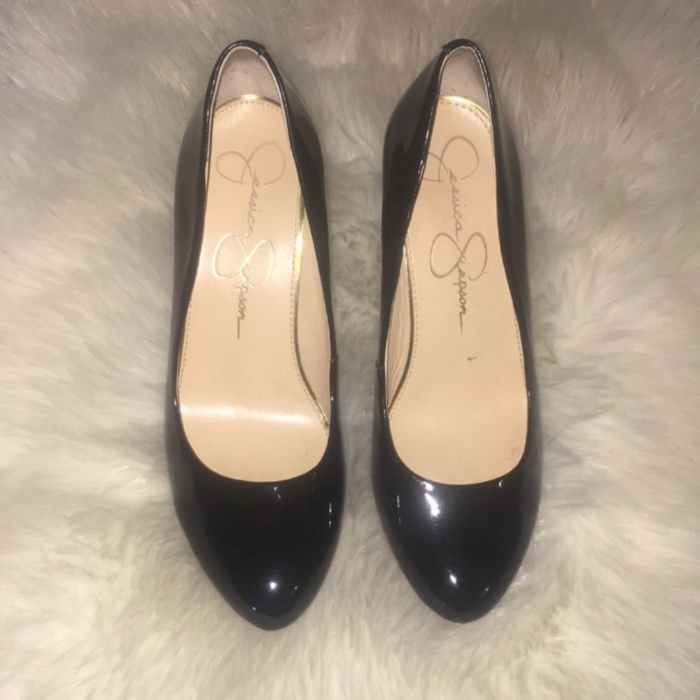 Jessica Simpson heels